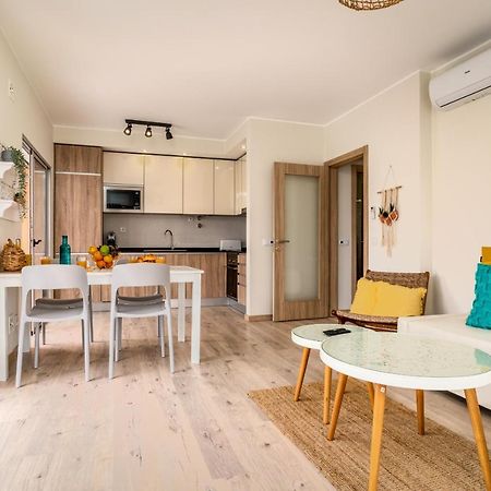 Sunny Brand New 2-Bedroom Apt - 500M From Praia Da Rocha With Ac And Pool! 波尔蒂芒 外观 照片