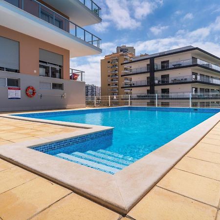 Sunny Brand New 2-Bedroom Apt - 500M From Praia Da Rocha With Ac And Pool! 波尔蒂芒 外观 照片