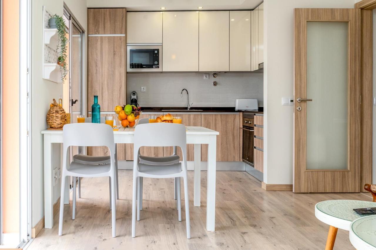 Sunny Brand New 2-Bedroom Apt - 500M From Praia Da Rocha With Ac And Pool! 波尔蒂芒 外观 照片