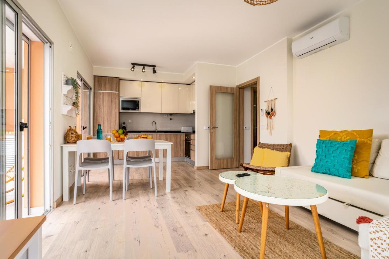 Sunny Brand New 2-Bedroom Apt - 500M From Praia Da Rocha With Ac And Pool! 波尔蒂芒 外观 照片